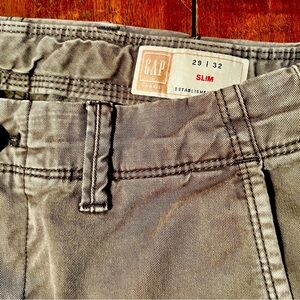 Men’s Gap Khakis, Size 29-32 Gray/Green Color
